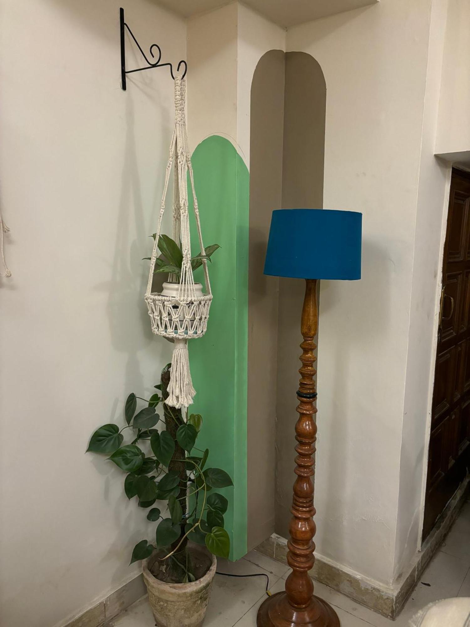 Atharva'S Homestay By Goaround Homes - Nehru Enclave Metro, South Delhi New Delhi Bagian luar foto