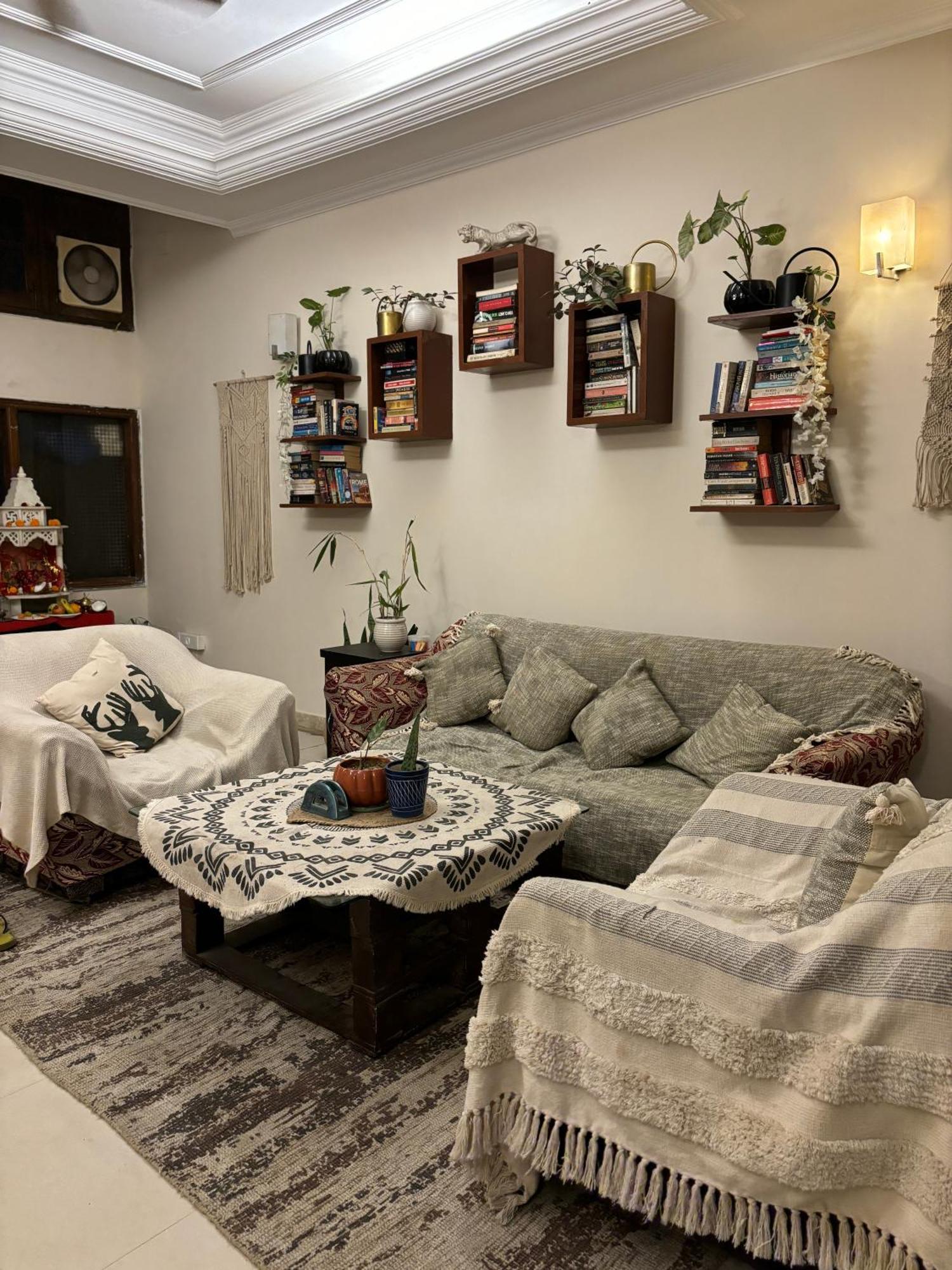 Atharva'S Homestay By Goaround Homes - Nehru Enclave Metro, South Delhi New Delhi Bagian luar foto